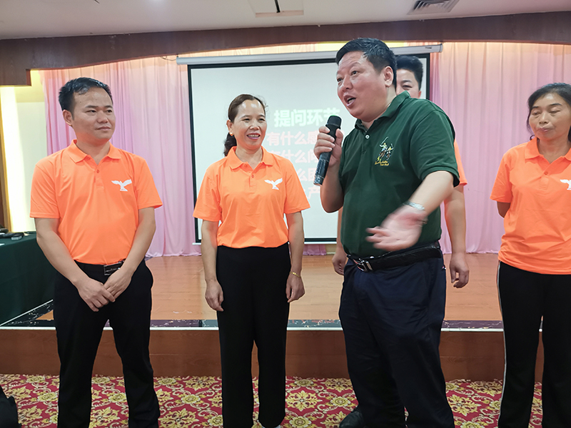 南方略咨詢助力廣西巴馬致富帶頭人深圳大鵬變革思維培訓3